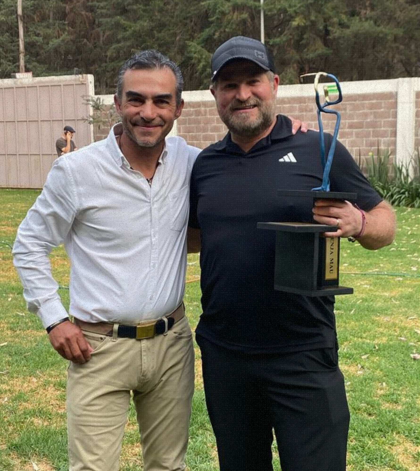 Trofeos de golf para clubes exclusivos