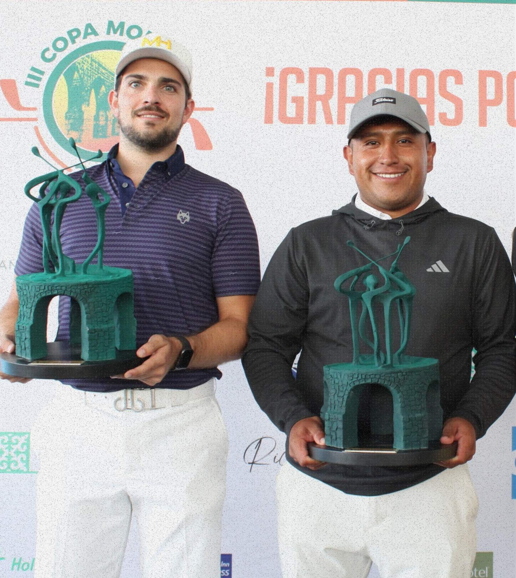 Trofeos artísticos para torneos deportivos